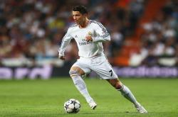 巴塞罗那观众热烈欢呼！，姆巴佩迎来二十赛季出色发挥全场沸腾不已